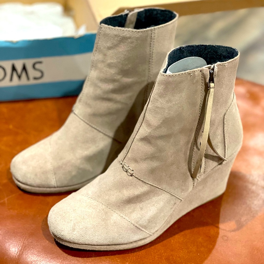 Women’s Tom Desert Wedge Shoes Size : 9